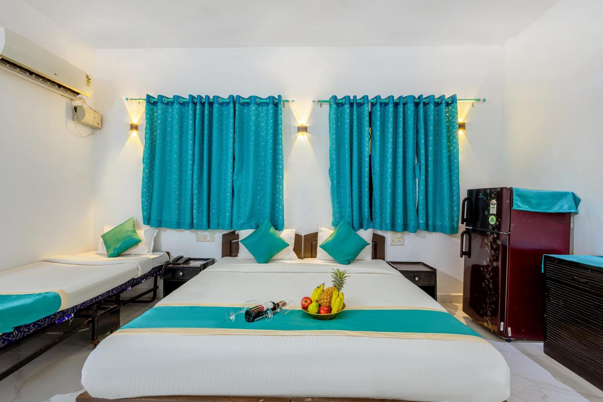 Baga Fantacia Beach Inn Calangute Værelse billede