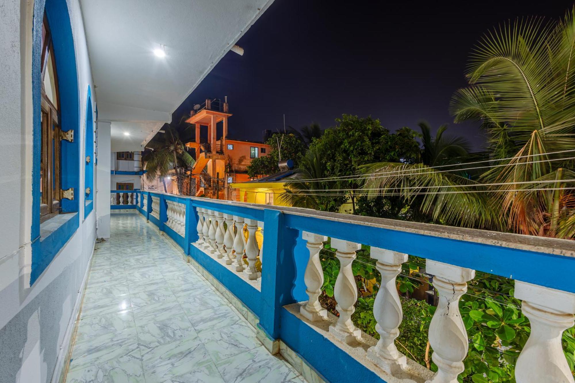 Baga Fantacia Beach Inn Calangute Værelse billede